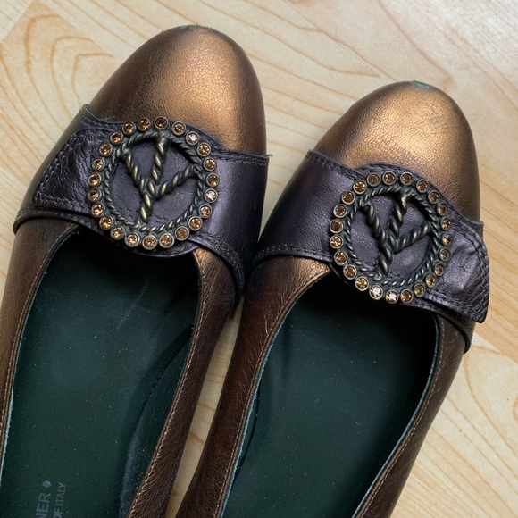 Couture Donald J. Pliner 9N Peace Sign Jeweled Flats - Picture 8 of 8